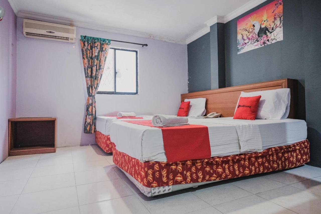 Reddoorz Near Nagoya Hill Mall Batam 5 Екстер'єр фото